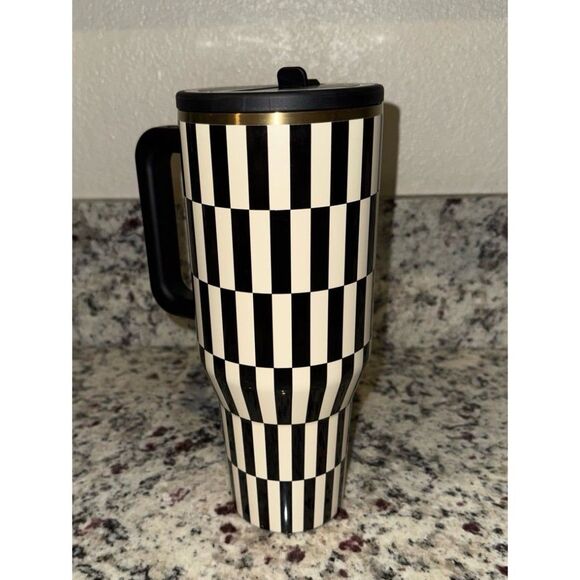 HydroJug 40oz Traveler Black Tie | Limited Edition | NWT - Picture 3 of 6